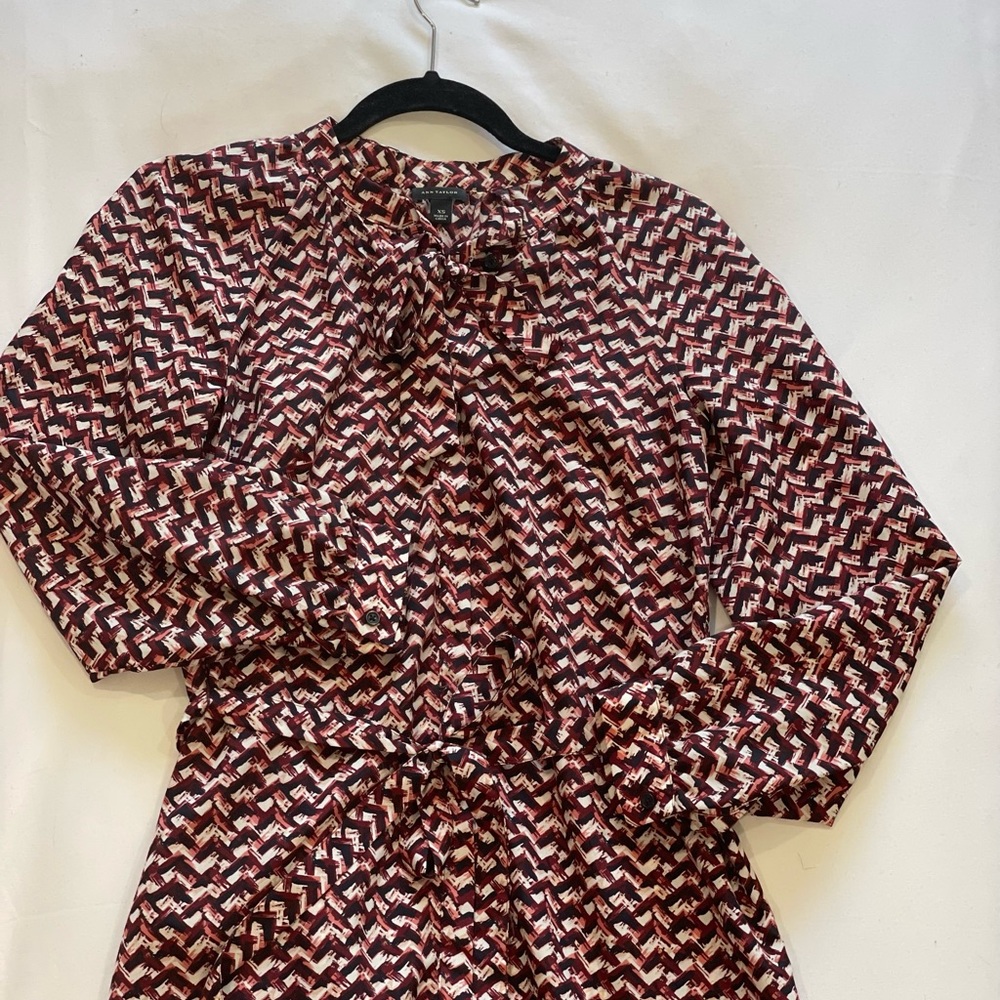 Button down dress that perfect for work or a night out
